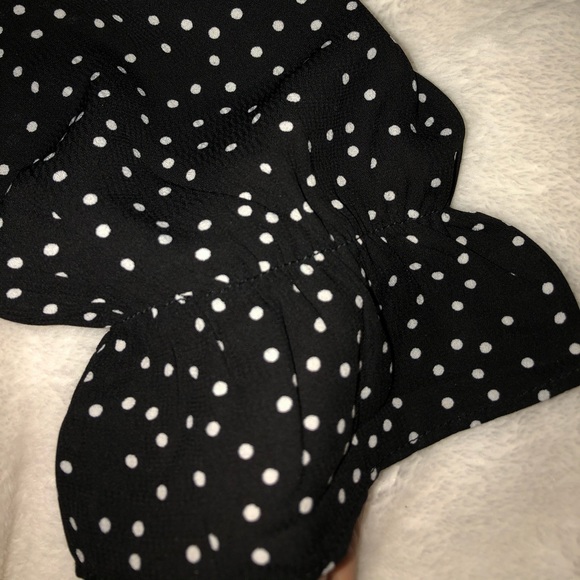 Forever 21 Polka Dot Cropped Blouse - Picture 2 of 5